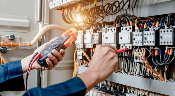 Best Licensed Electrician  in Comanche, OK